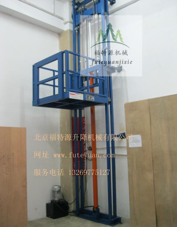 單軌單缸導(dǎo)軌式升降平臺(tái)